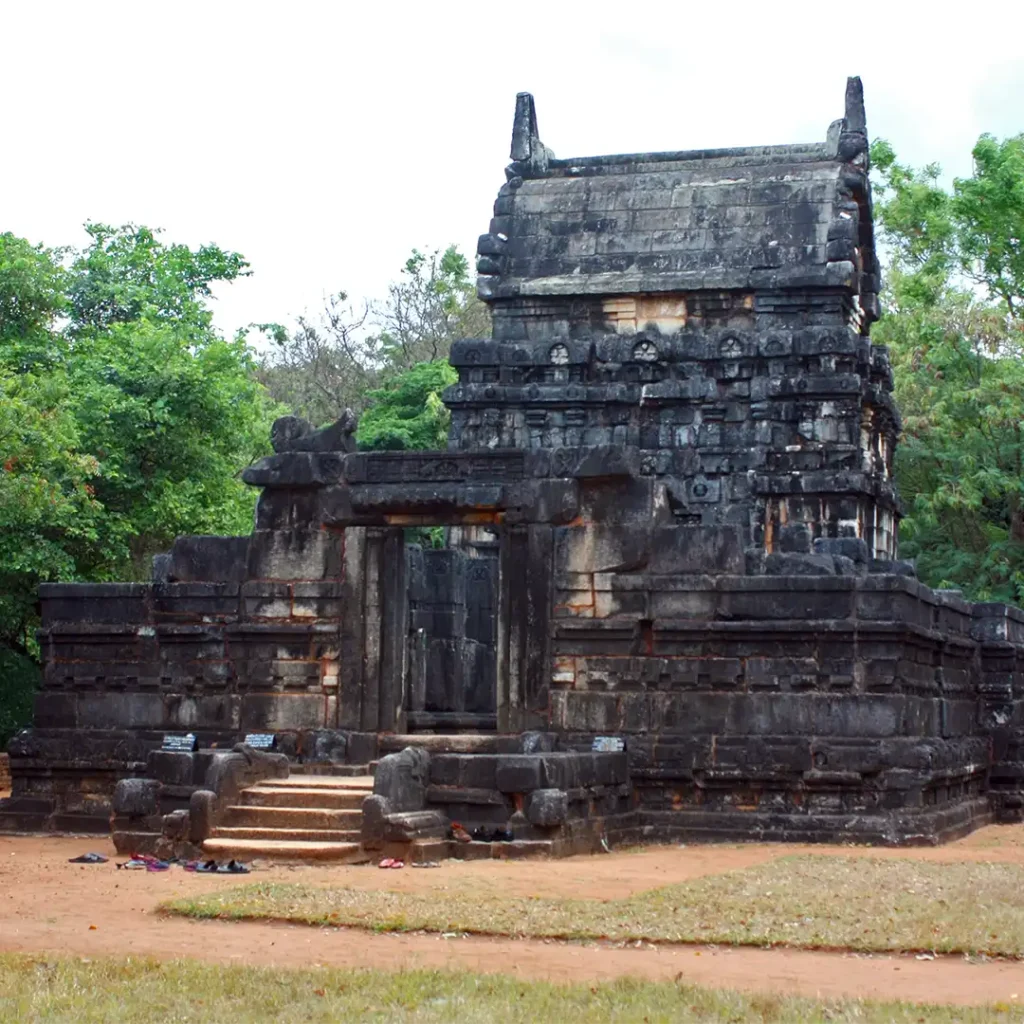 Nalanda Gedige Matale