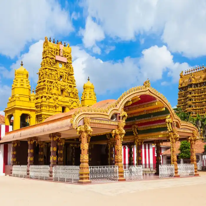 best places to visit sri lanka jaffna nallur kovil