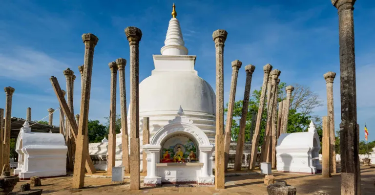 anuradhapura ruins