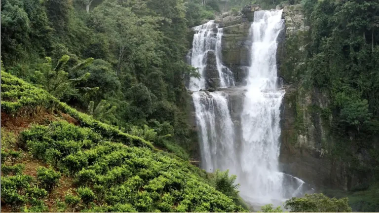 Ramboda Falls in Ramboda